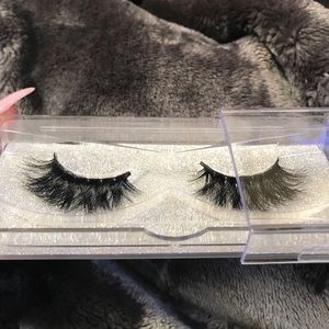 3D MINK EYELASHES 😍